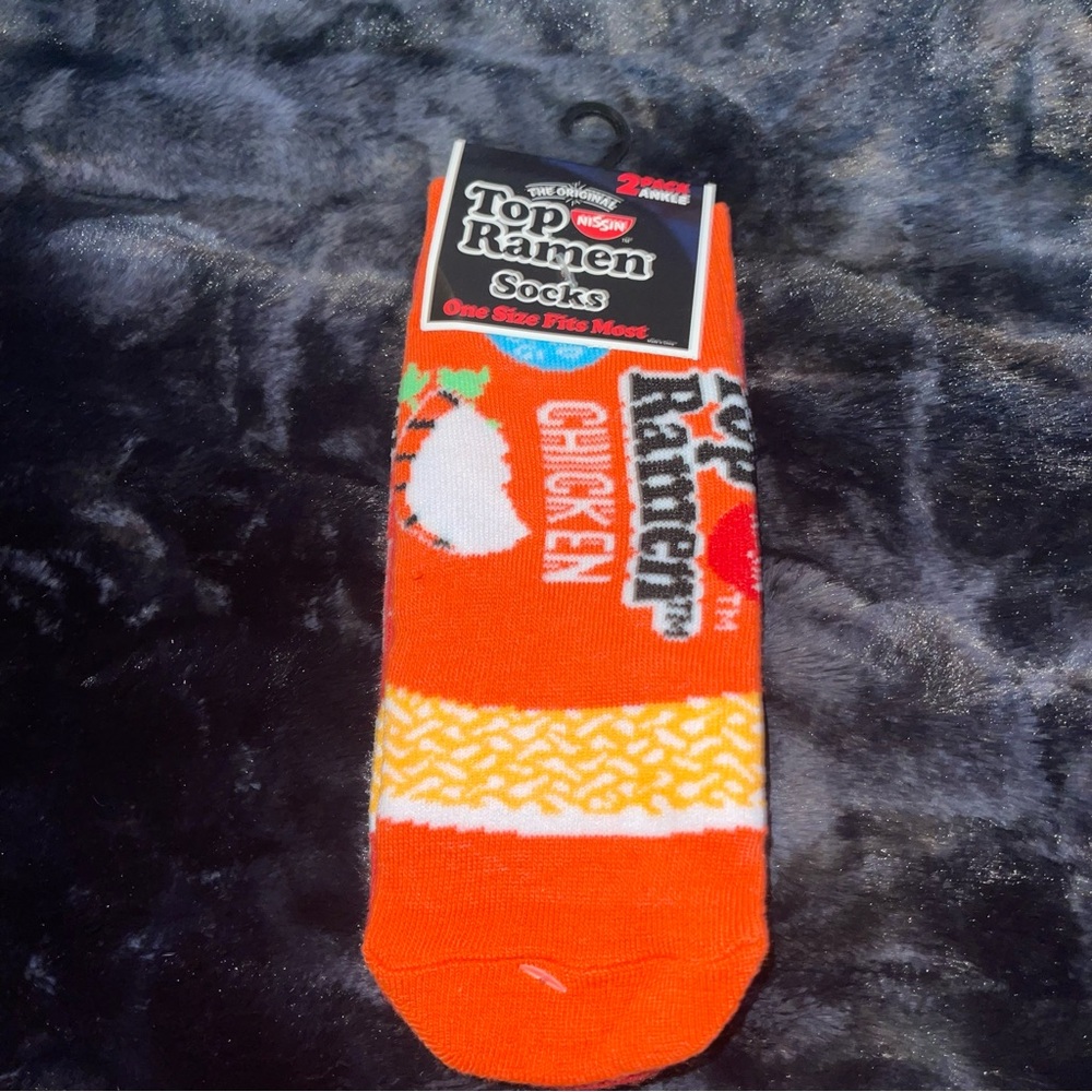 Nissin Top Ramen Sock Set